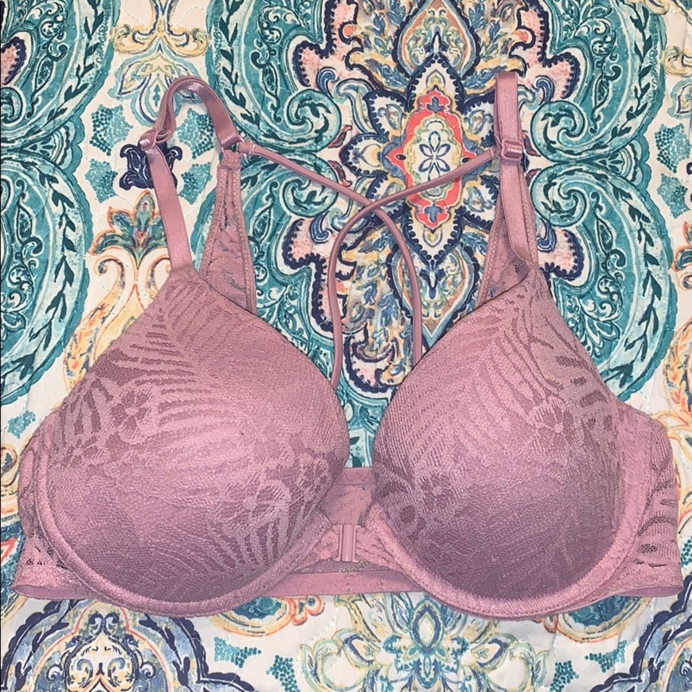 Pink Victoria’s Secret bra